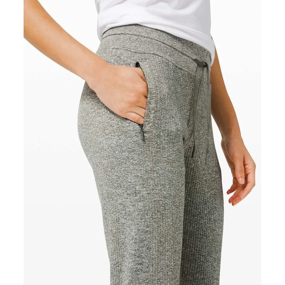 Lululemon Engineered Warmth Jogger Grey/Sage Merino Wool Blend Women's‎ Size 8